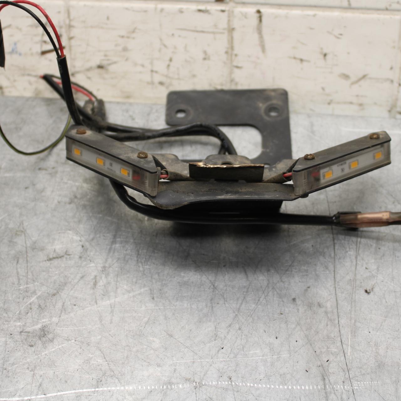 17 KAWASAKI Z900 ZR900 AFTERMARKET REAR  TURN SIGNALS LIGHT INDICATORS BB549