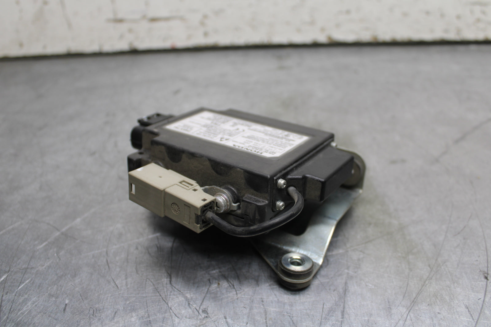 14 HONDA CTX1300A RADIO STEREO CONTROL UNIT BB732