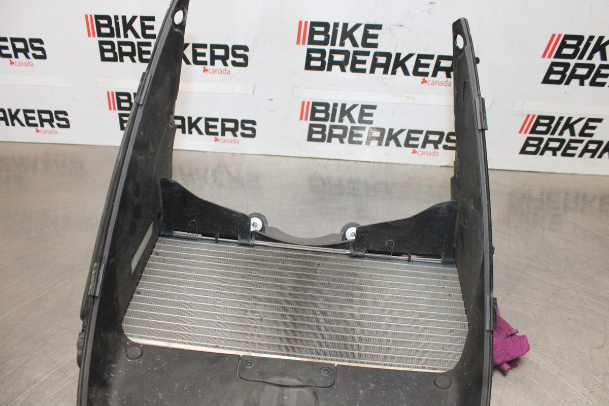 16 DUCATI 959 PANIGALE ENGINE RADIATOR MOTOR COOLER COOLING RADIATER SET  BB912