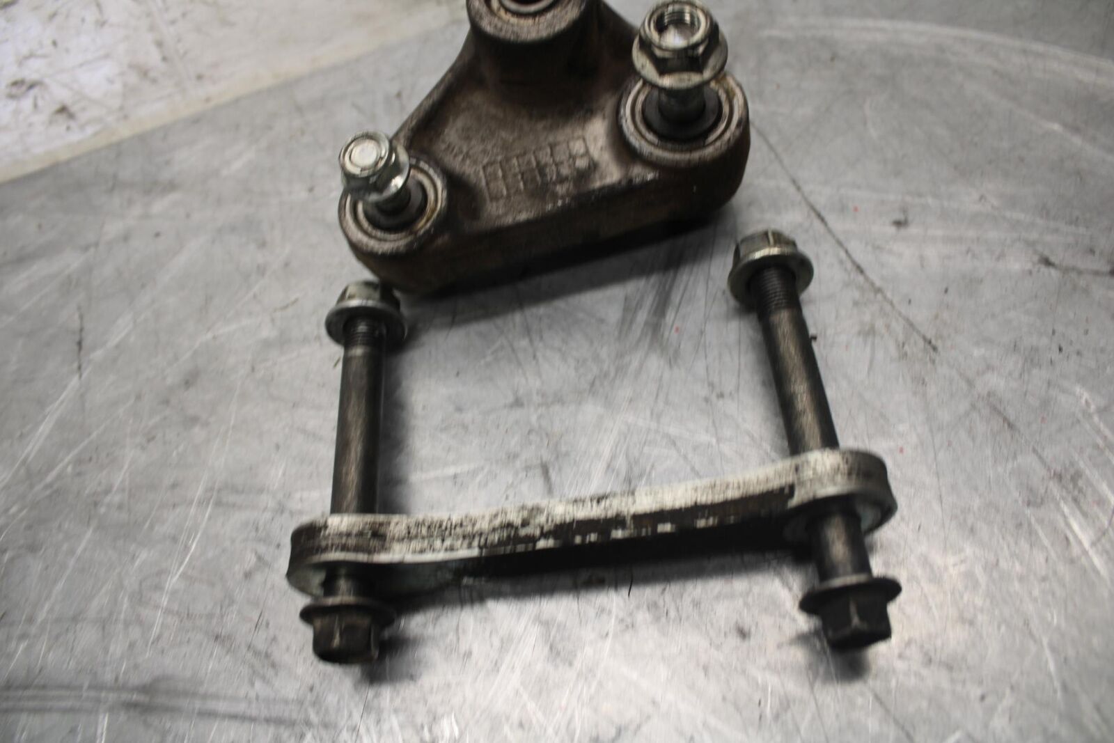 2017 Suzuki SV650 SV650AL7 ABS REAR DOGBONE SHOCK LINKAGE LINK BB511