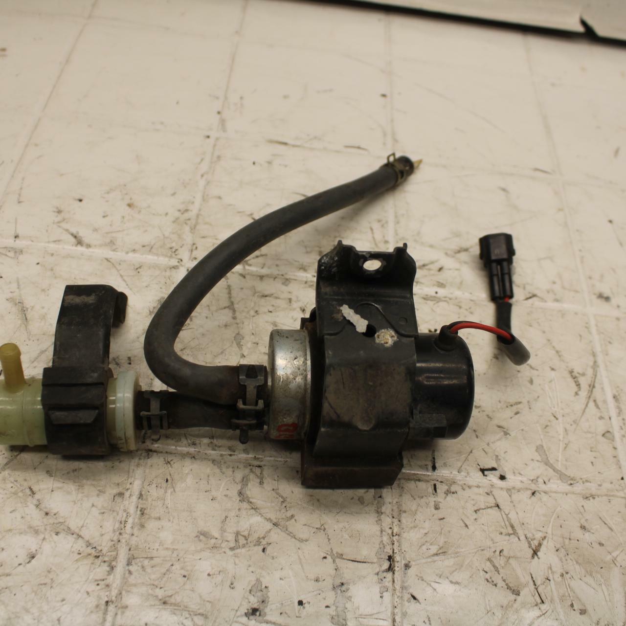 01 KAWASAKI NINJA ZX6R FUEL PUMP GAS PETROL SENDER UNIT BB25