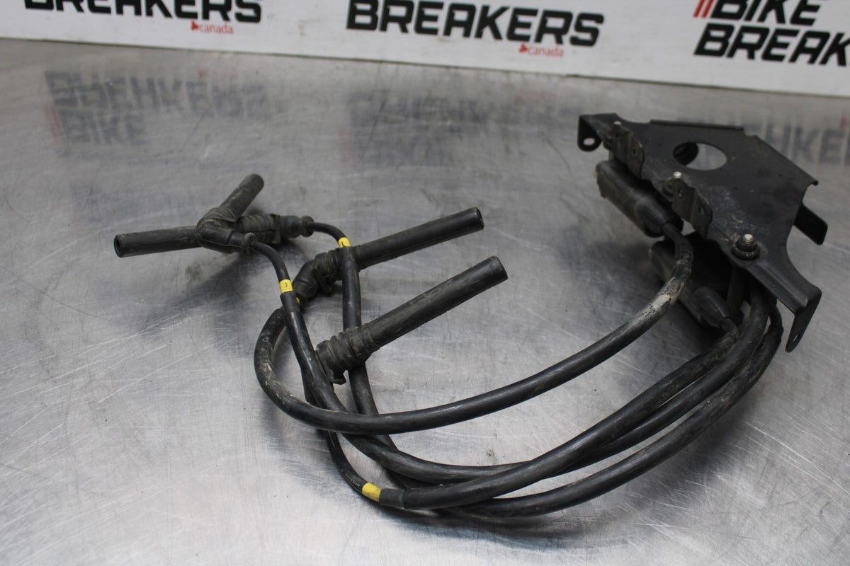 98 KAWASAKI NINJA ZX6 IGNITION COILS COIL SPARK PLUG CAPS BB870