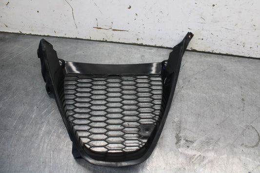 05-06 SUZUKI GSXR1000 FRONT LOWER INNER EXHAUST V FAIRING COWL GUARD  BB676