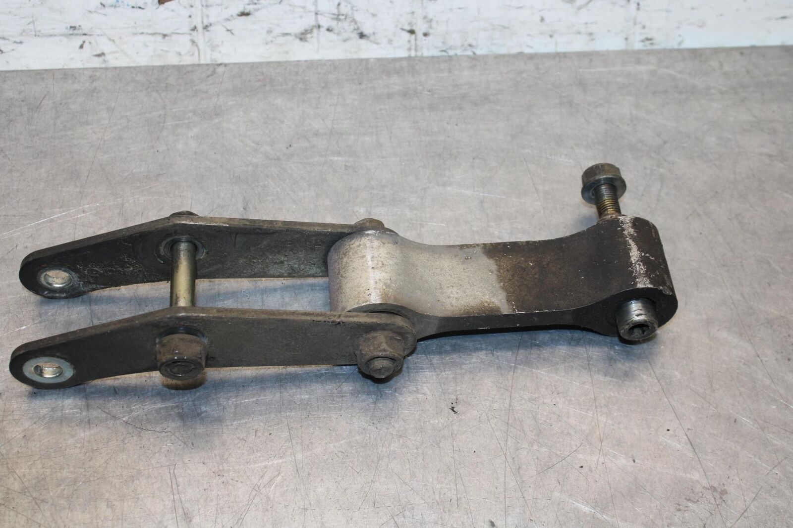 1999 Honda CBR600F4 REAR  SHOCK LINKAGE LINK 52461-MBW-000 52475-MAS-E00  BB70