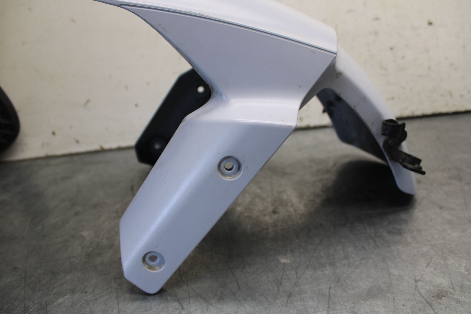 13-18 KAWASAKI NINJA ZX6R FRONT WHEEL FENDER COWL FAIRING BB682