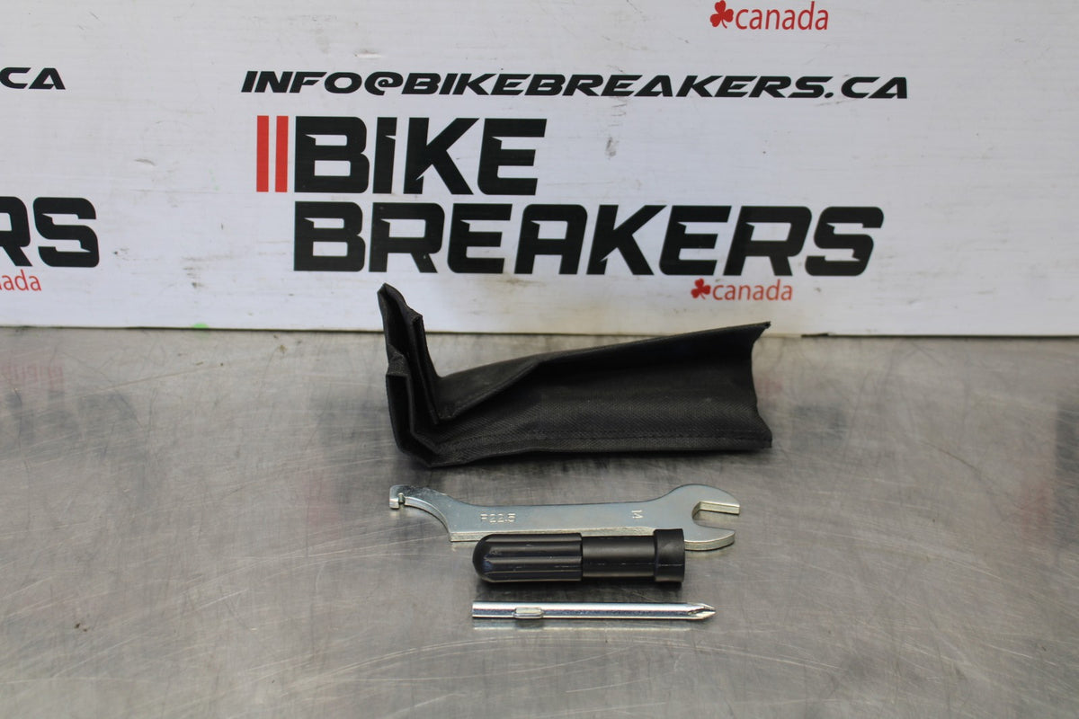 24-25 KAWASAKI ELIMINATOR 450 STOCK TOOLS OEM TOOL BAG KIT SET BB869