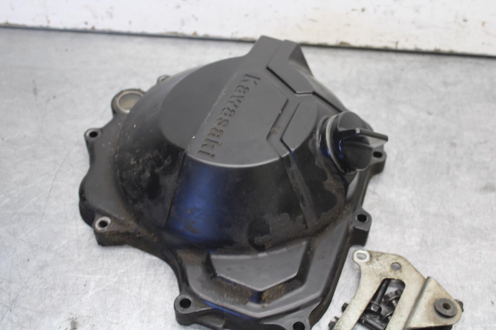 15-16 KAWASAKI EX300 CLUTCH SIDE ENGINE MOTOR COVER BB635