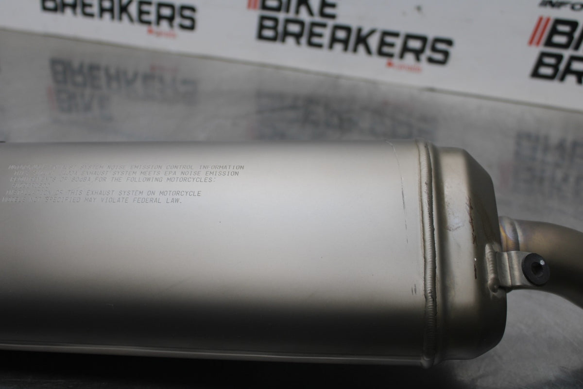 11-25 SUZUKI GSXR 600  EXHAUST PIPE MUFFLER SLIP ON CAN SILENCER BB830