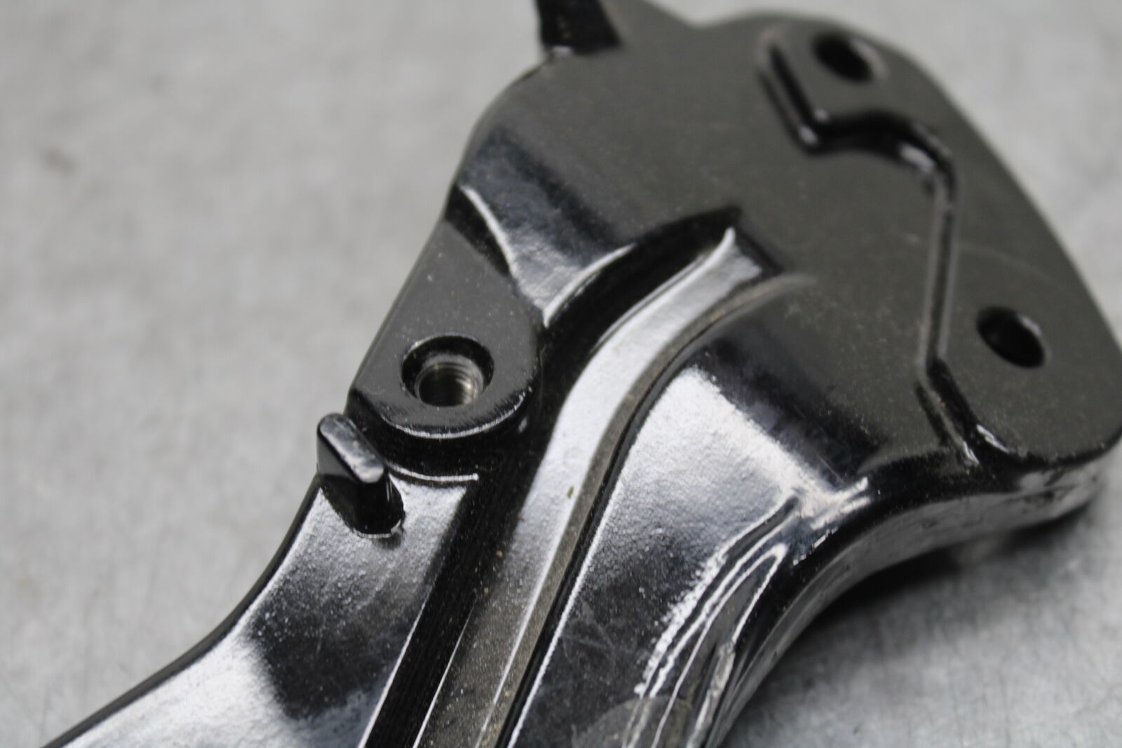 11-12 KAWASAKI NINJA 400 EX400 C UPPER FAIRING MIRROR GAUGES STAY BRACKET BB358