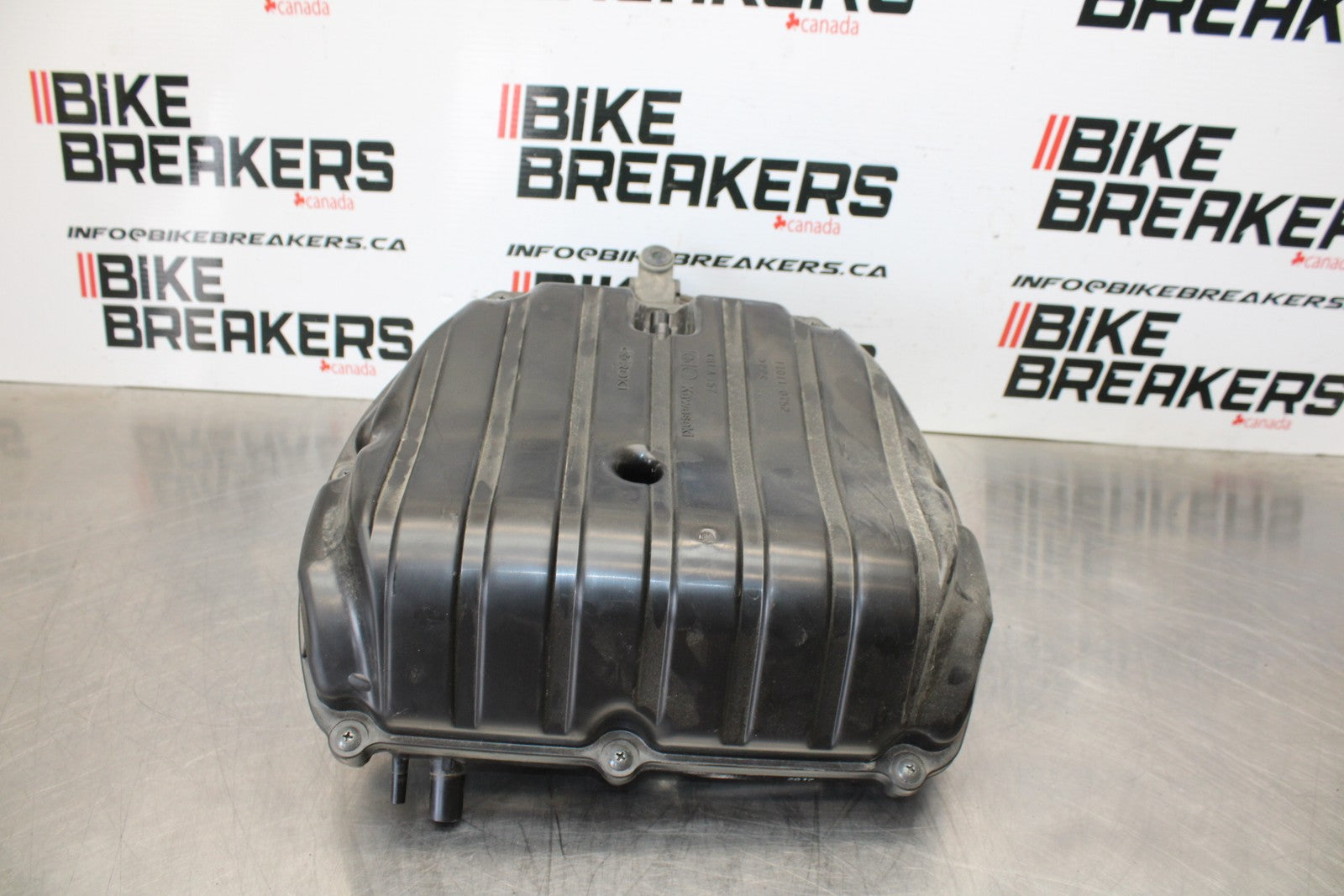 21-23 KAWASAKI NINJA ZX6R AIRBOX AIR INTAKE FILTER BOX BB179