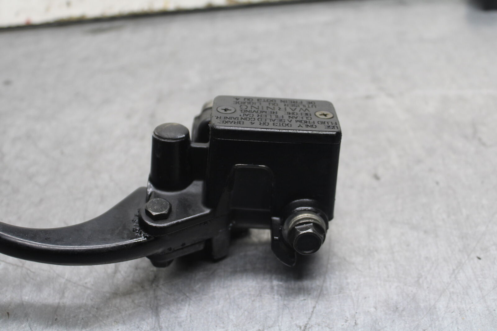 08-12 KAWASAKI NINJA 250R EX250J FRONT BRAKE MASTER CYLINDER w/ LEVER BB111