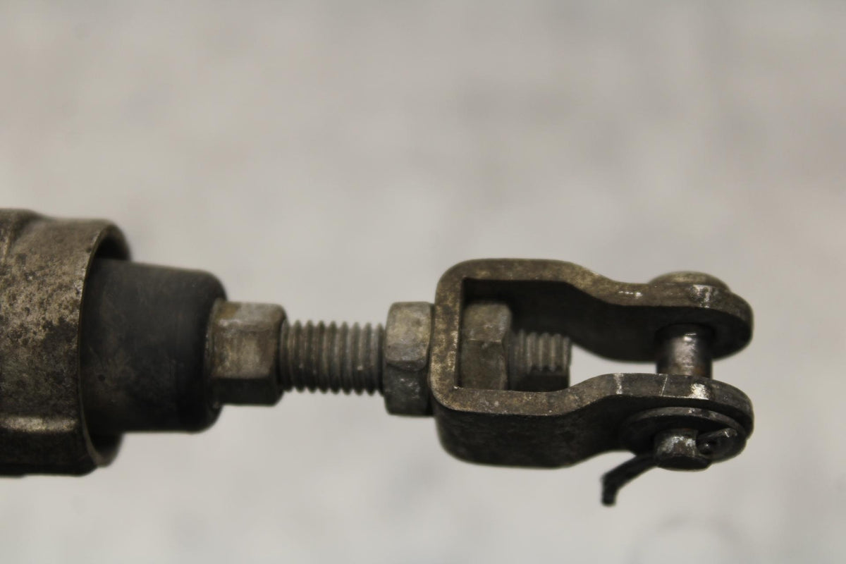 1999 Suzuki GSXR600 REAR BACK BRAKE MASTER CYLINDER W RESERVOIR BB580