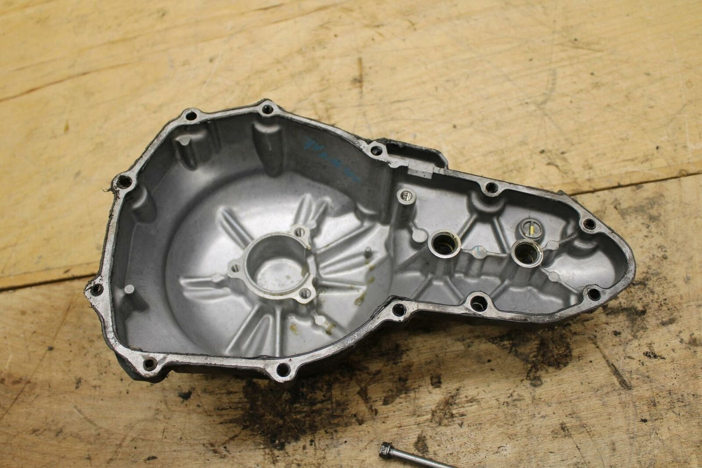 09-10 KAWASAKI ER-6N STATOR MAGNETO ALTERNATOR GENERATOR COVER BB325