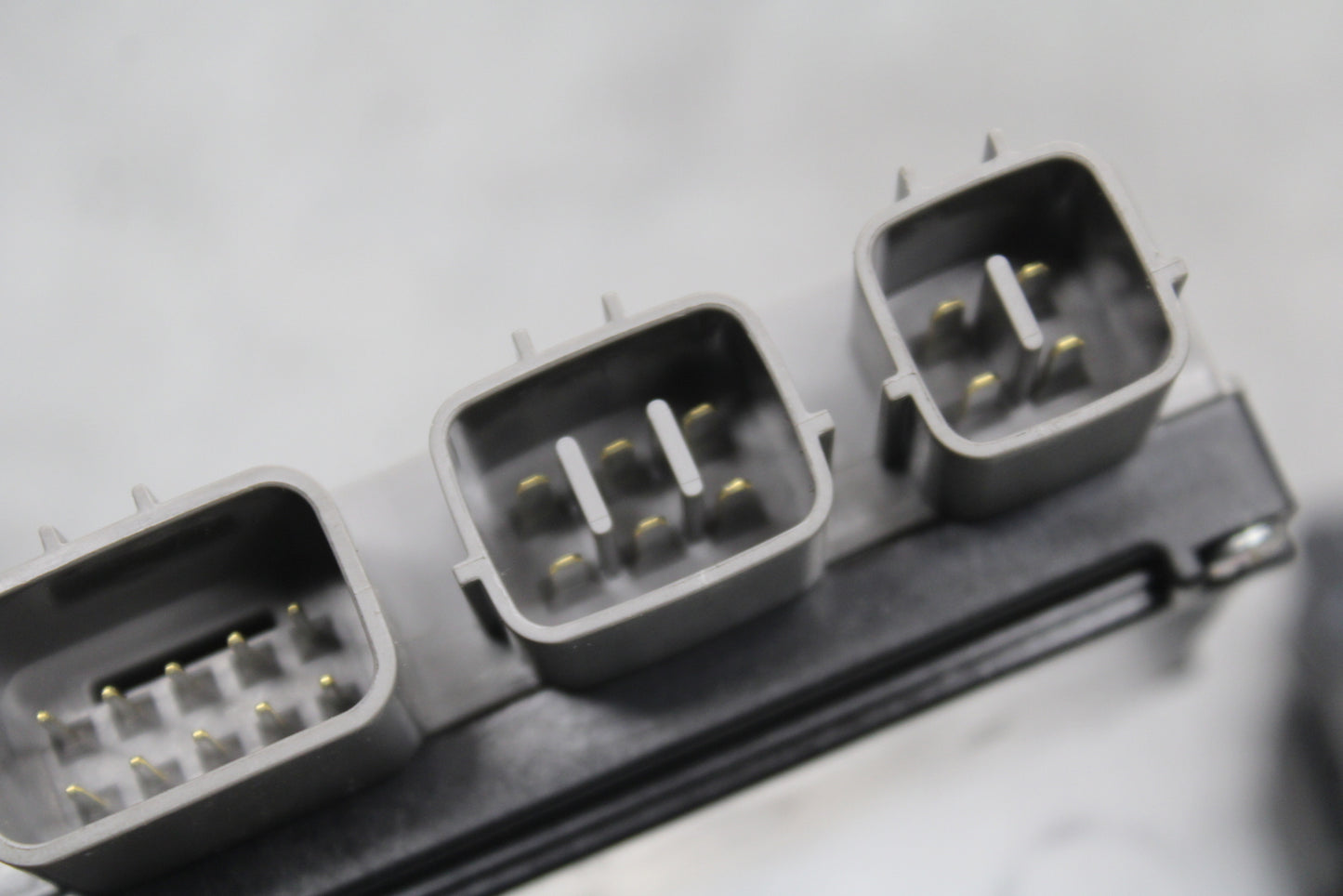 24 KAWASAKI NINJA 500 ABS RELAY ASSEMBLY FUSE BOX SET BB730