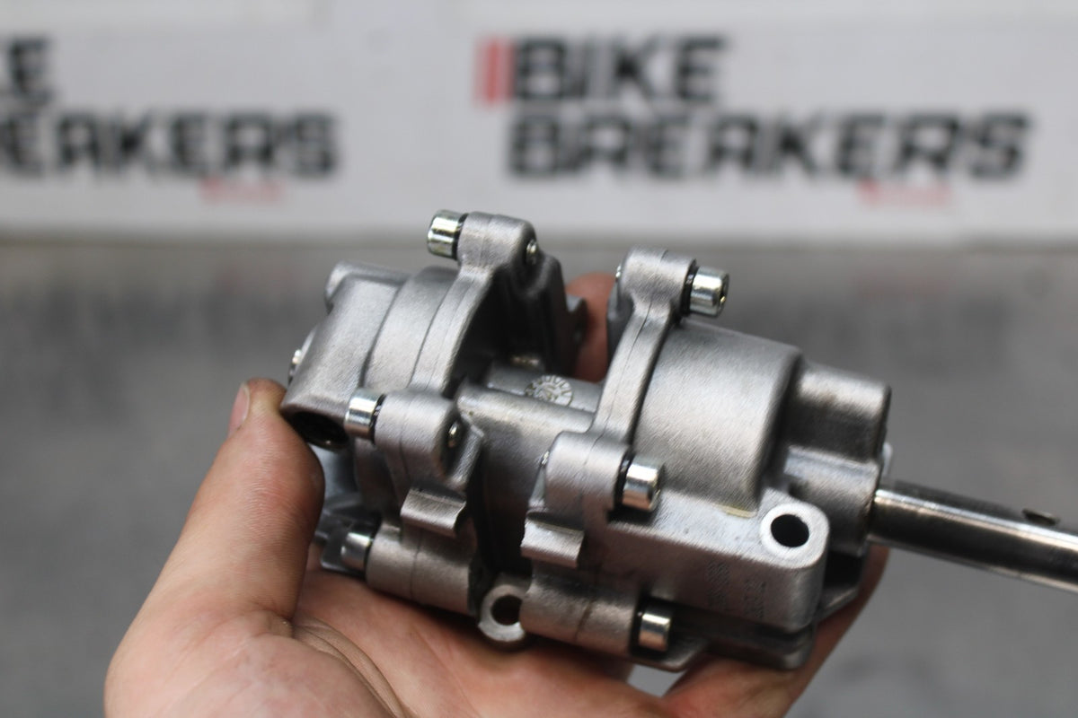 15 APRILIA RSV4 FACTORY APRC ABS ENGINE MOTOR OIL PUMP BB901