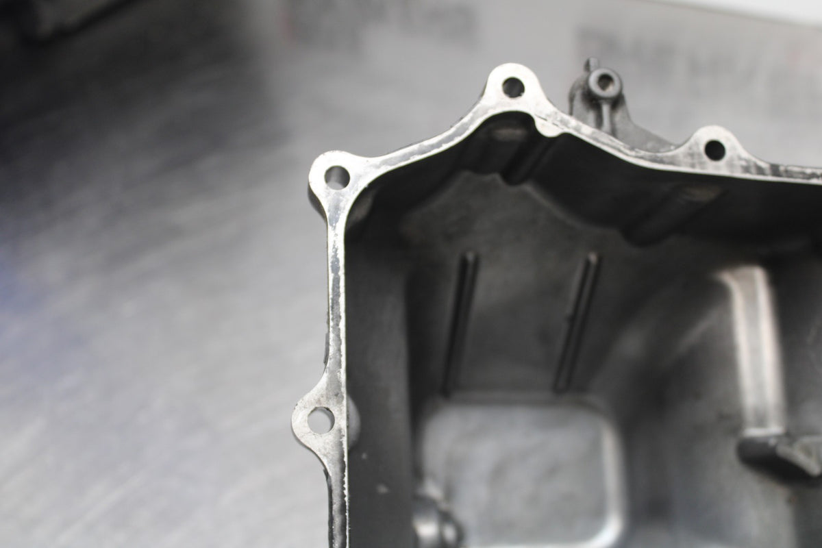 08-09 HONDA CBR1000RR ENGINE MOTOR BOTTOM OIL PAN COVER BB128