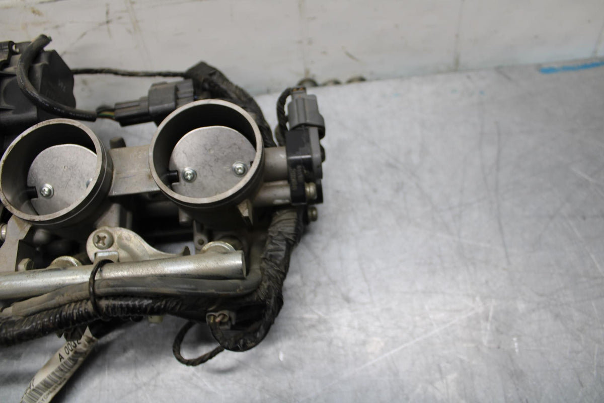 07-08 KAWASAKI CONCOURS 1400 ABS MAIN FUEL INJECTORS / THROTTLE BODIES BB449