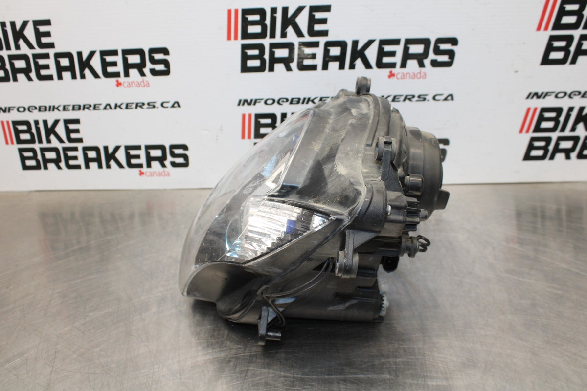 06-07 SUZUKI GSXR 600 FRONT HEADLIGHT HEAD LIGHT LAMP BB178