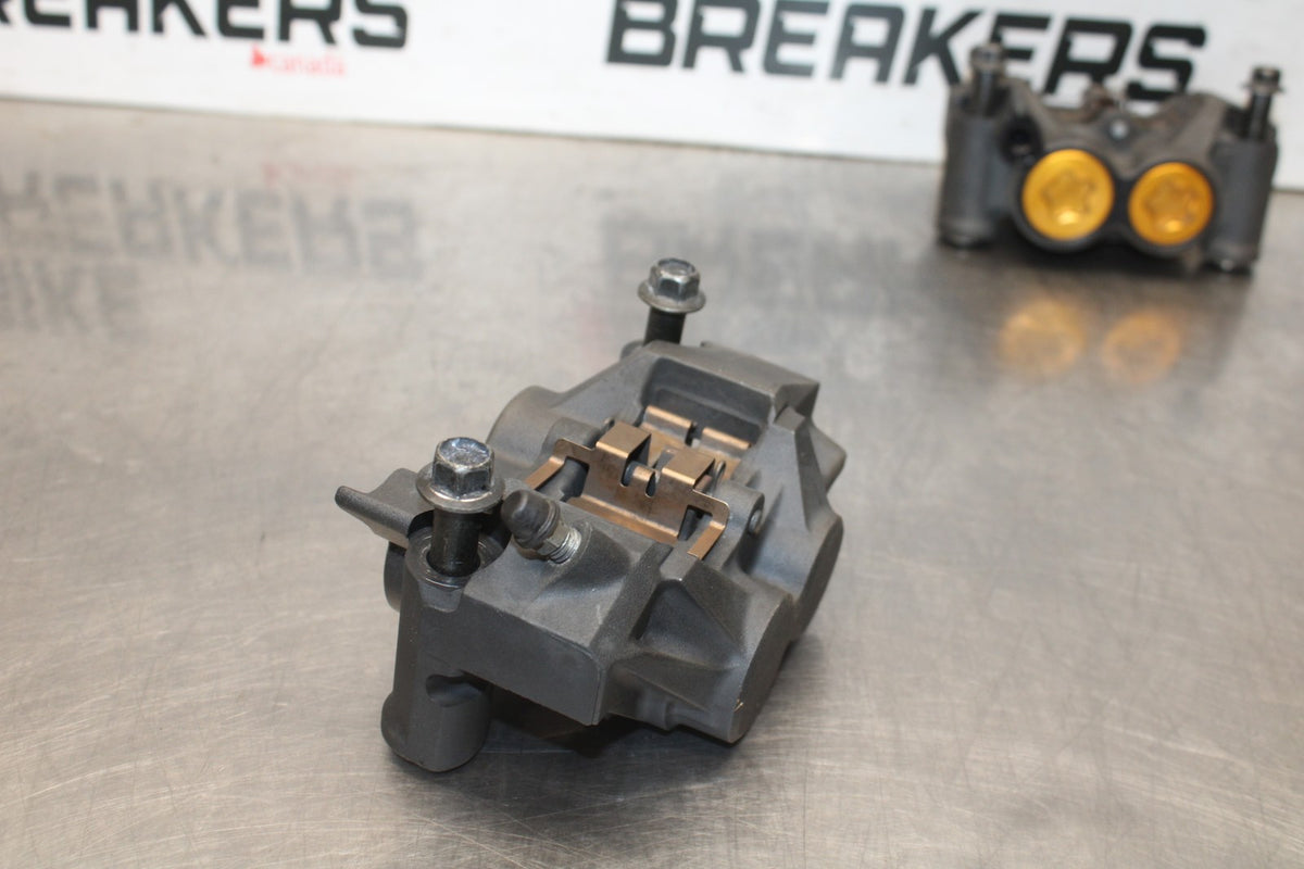 08-16 YAMAHA YZF R6 RIGHT LEFT FRONT BRAKE CALIPER SET PAIR CALIPERS BB929
