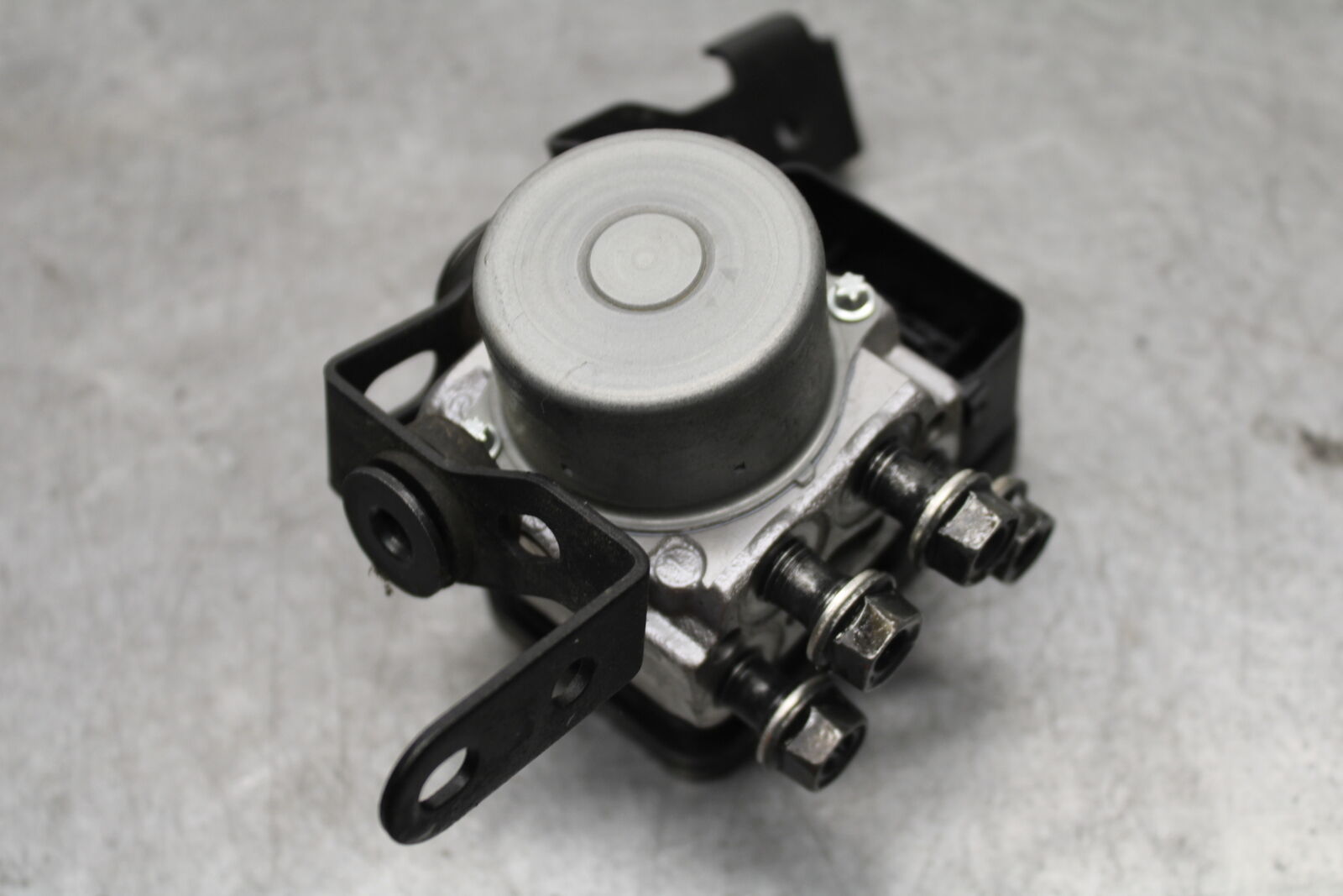 18-23 KAWASAKI NINJA 400 ABS PUMP UNIT MODULE BB660