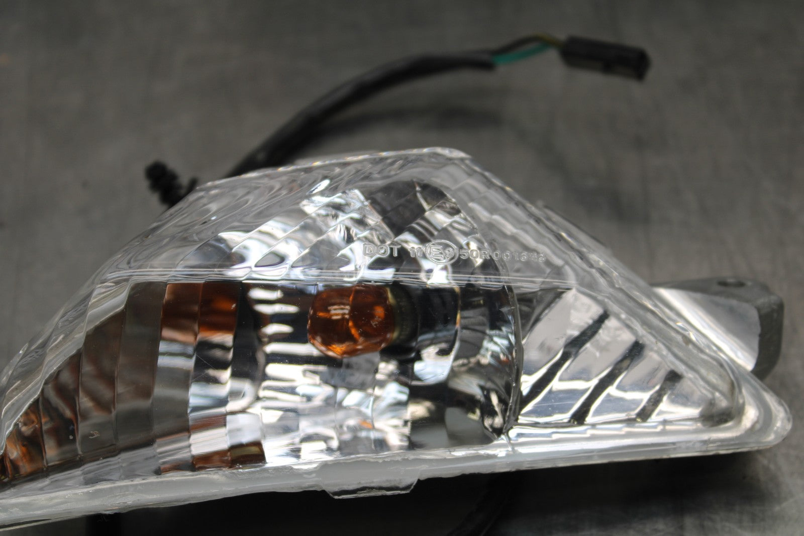 13-17 KAWASAKI NINJA 300 EX300 ABS LEFT FRONT TURN SIGNAL LIGHT INDICATOR BB187