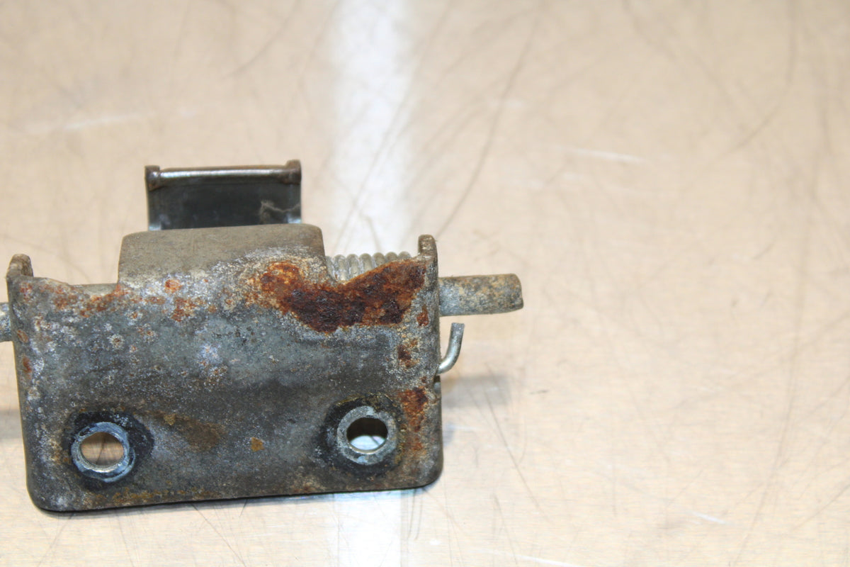 82 HONDA CT70 TRAIL SEAT LATCH  BB138