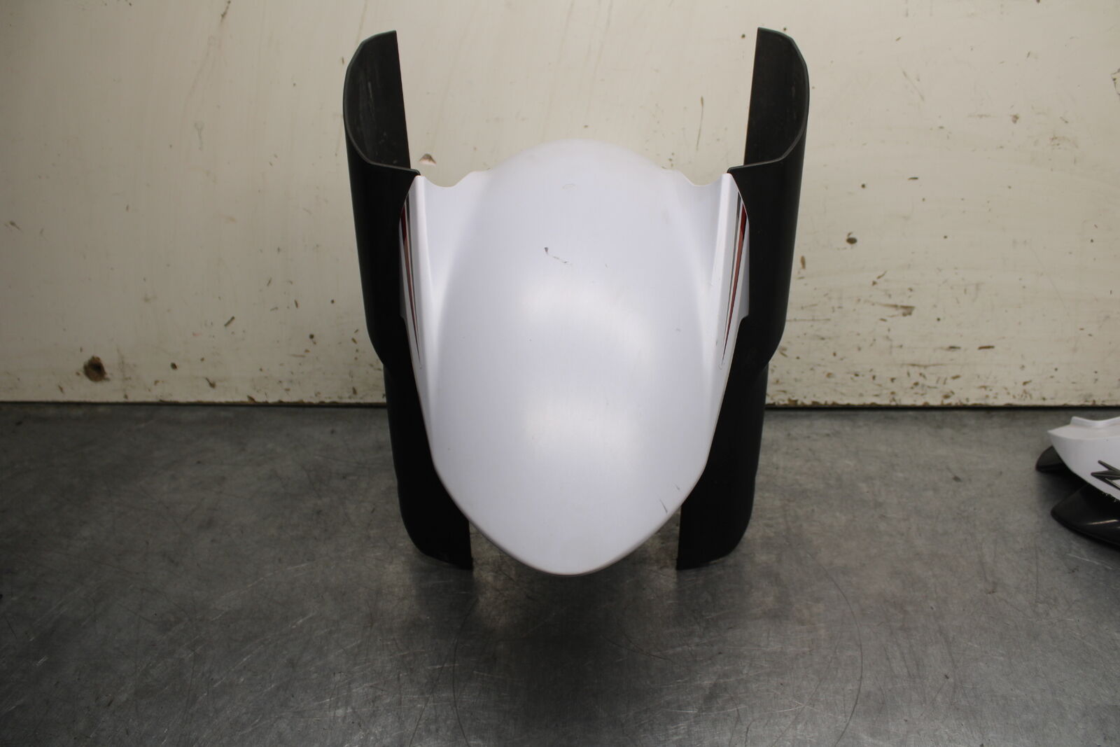 12-13 KAWASAKI Z1000 FRONT WHEEL FENDER COWL FAIRING BB743
