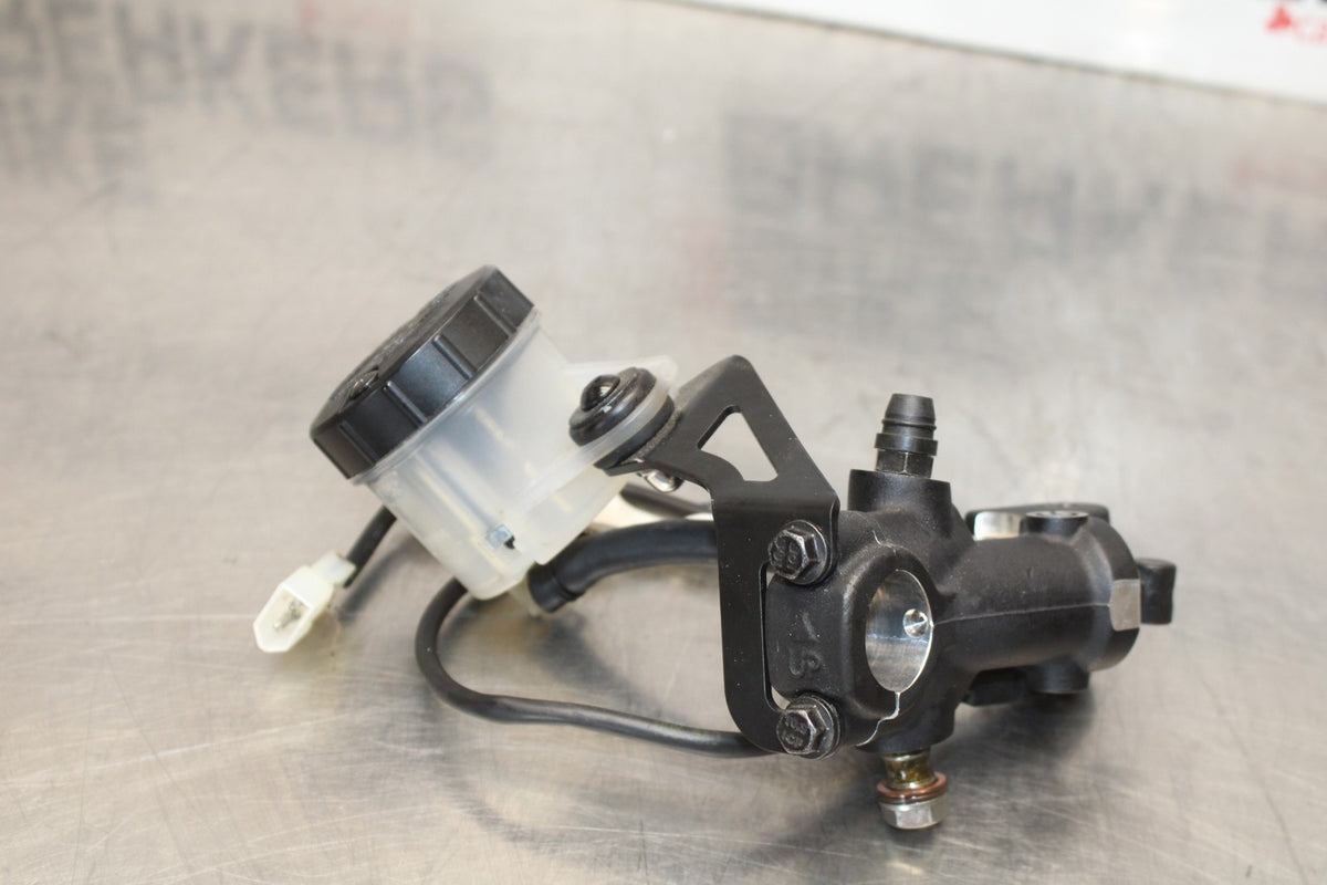 15 APRILIA RSV4 FACTORY APRC ABS FRONT BRAKE MASTER CYLINDER BB901