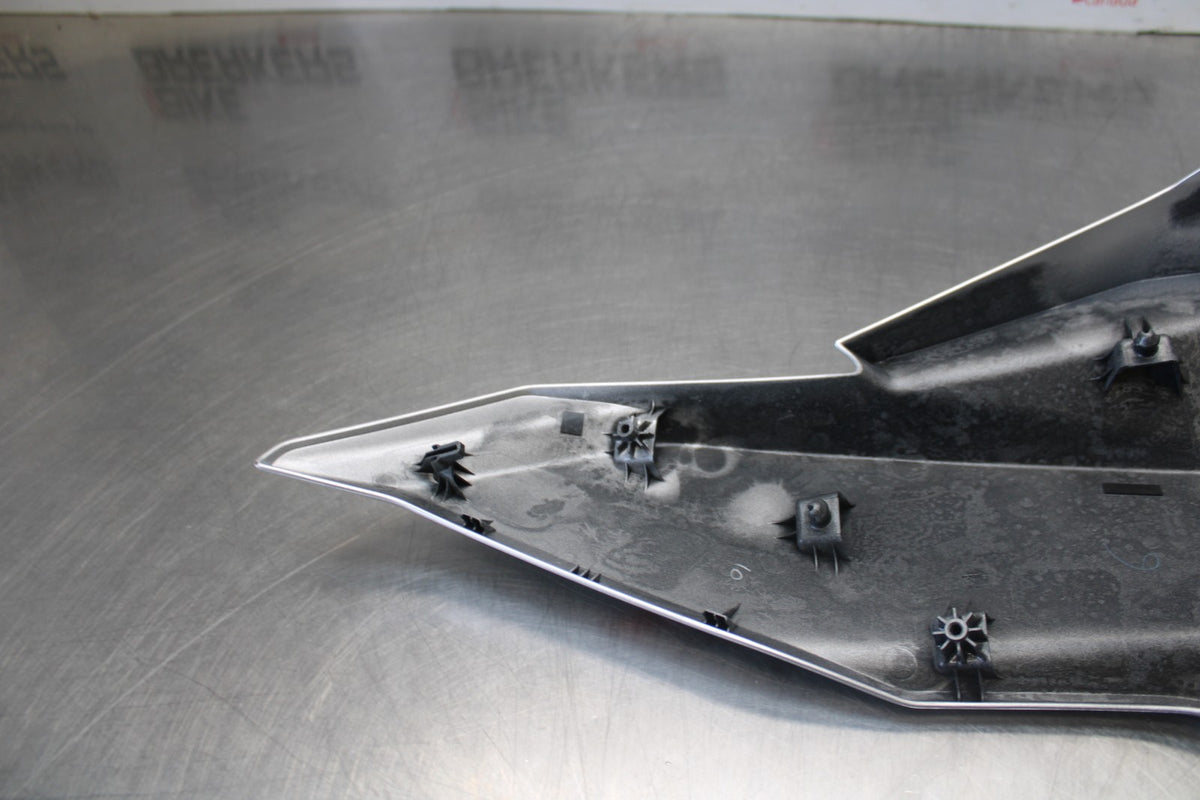 24-26 SUZUKI GSXS1000GX RIGHT FRONT UPPER MID SIDE FAIRING COWL PLASTIC BB00