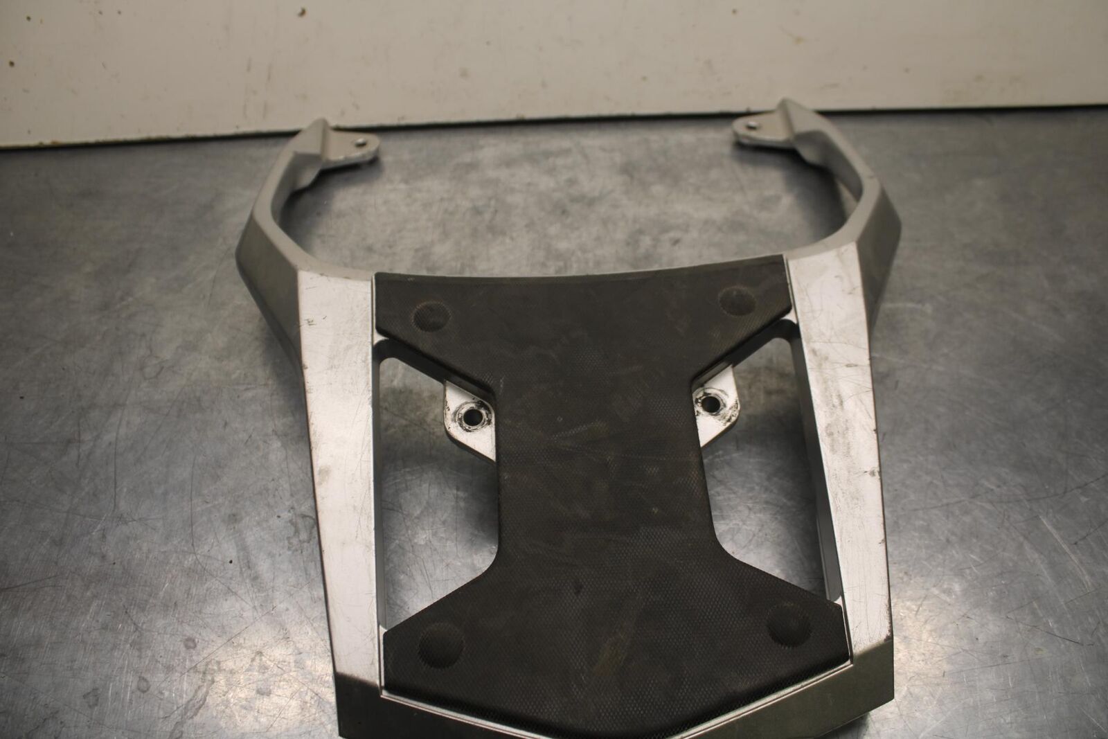2003 Suzuki Vstrom 1000 DL1000 REAR BACK LUGGAGE RACK BB69
