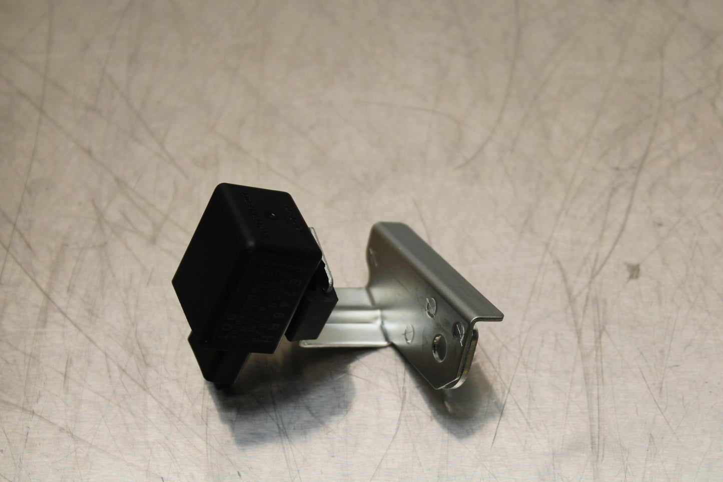 23-24 KAWASAKI NINJA ZX14R TURN SIGNAL BLINKER RELAY FLASHER SWITCH BB141