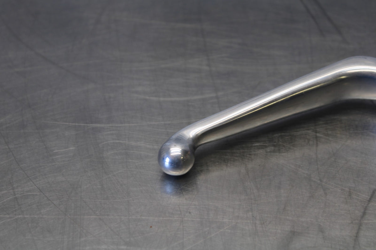 22 HARLEY-DAVIDSON SOFTAIL RIGHT CLIPON HANDLEBAR BRAKE LEVER BB859