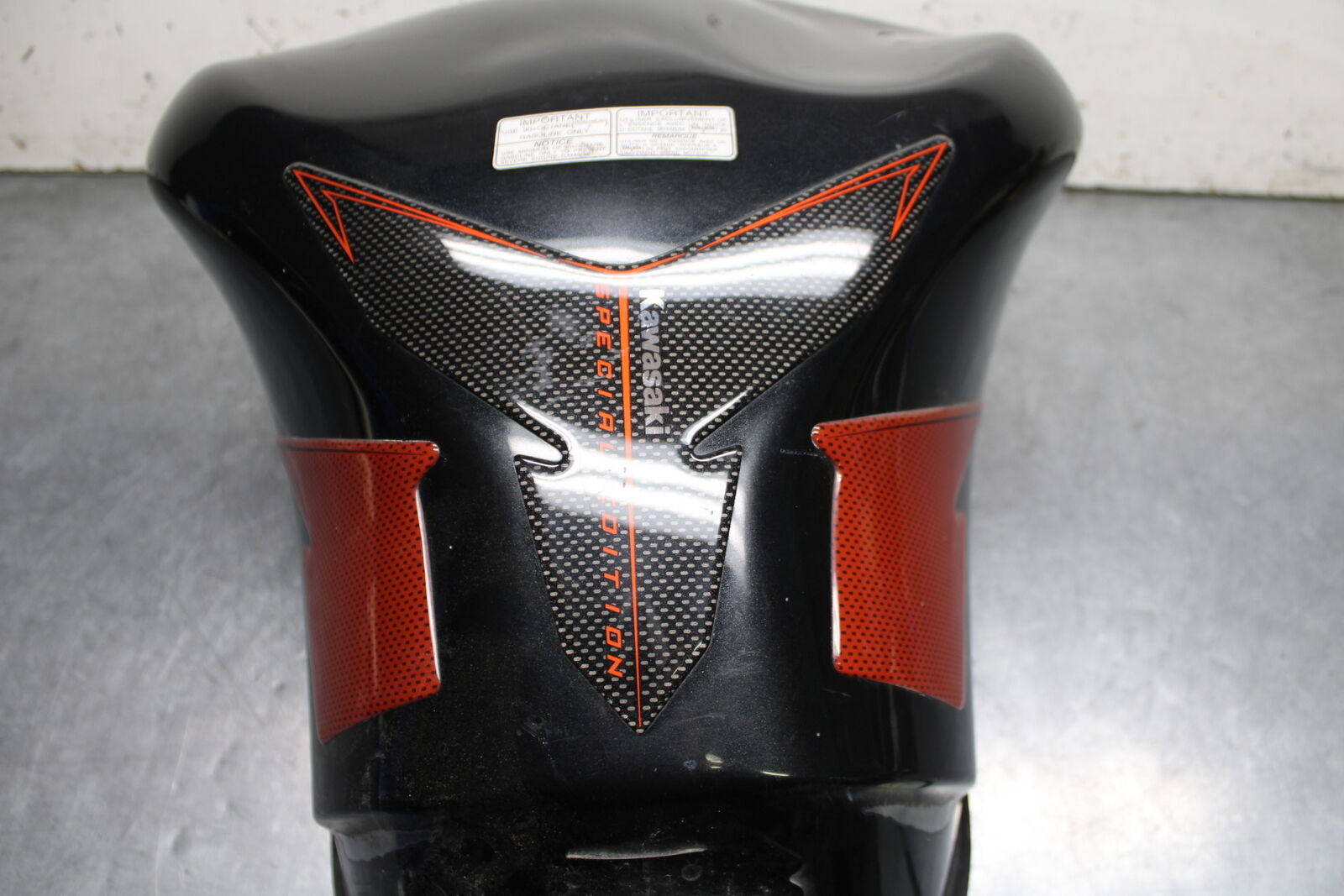 12-13 KAWASAKI Z1000 GAS TANK FUEL CELL PETROL RESERVOIR BB743