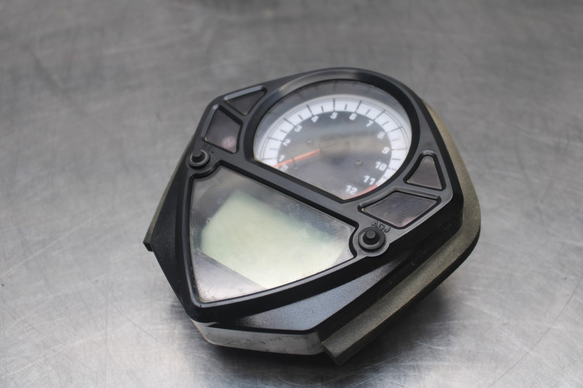 06 SUZUKI SV650S SPEEDO TACH GAUGES DISPLAY CLUSTER SPEEDOMETER TACHOMETER BB783
