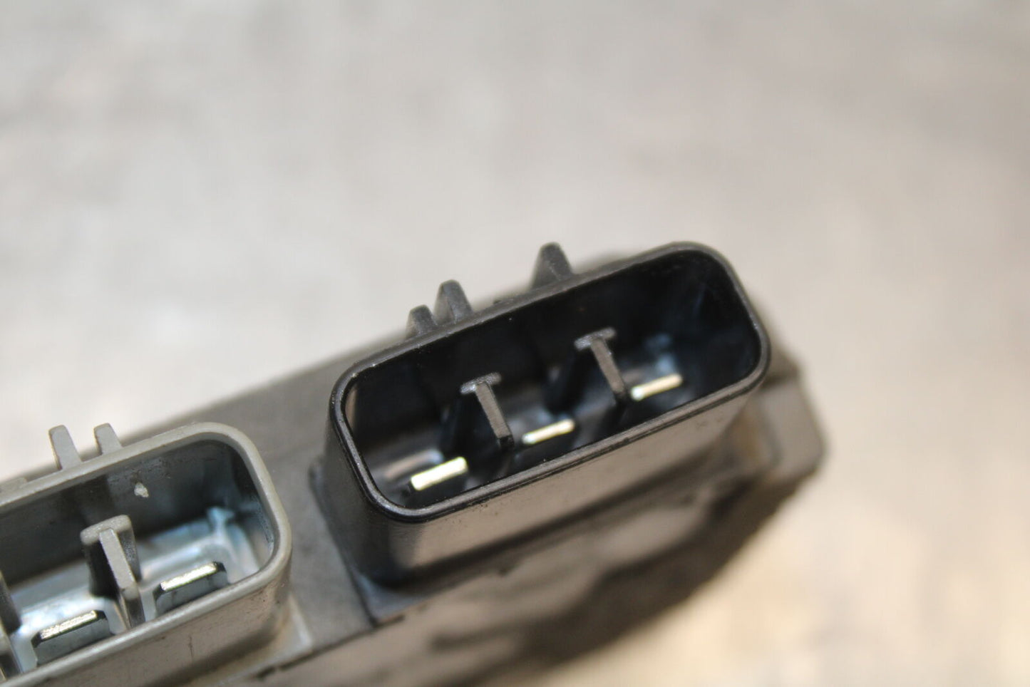 09-12 KAWASAKI NINJA ZX6R RECTIFIER VOLTAGE REGULATOR 21066-0028 BB698