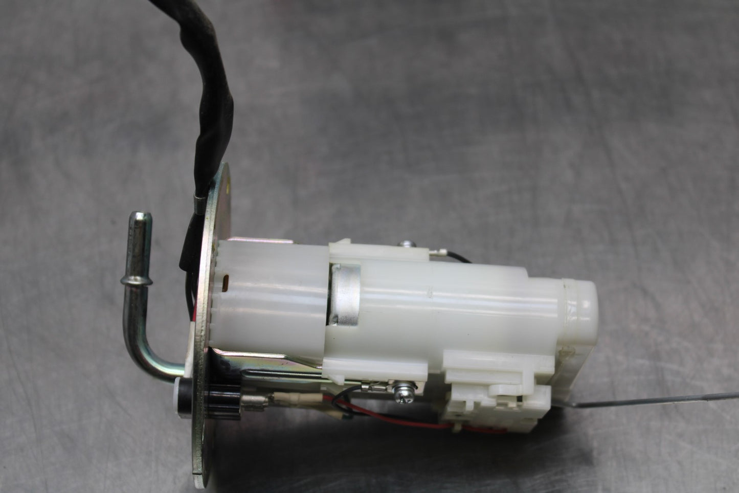 13-17 KAWASAKI NINJA 300 EX300 ABS FUEL PUMP GAS PETROL SENDER UNIT BB187