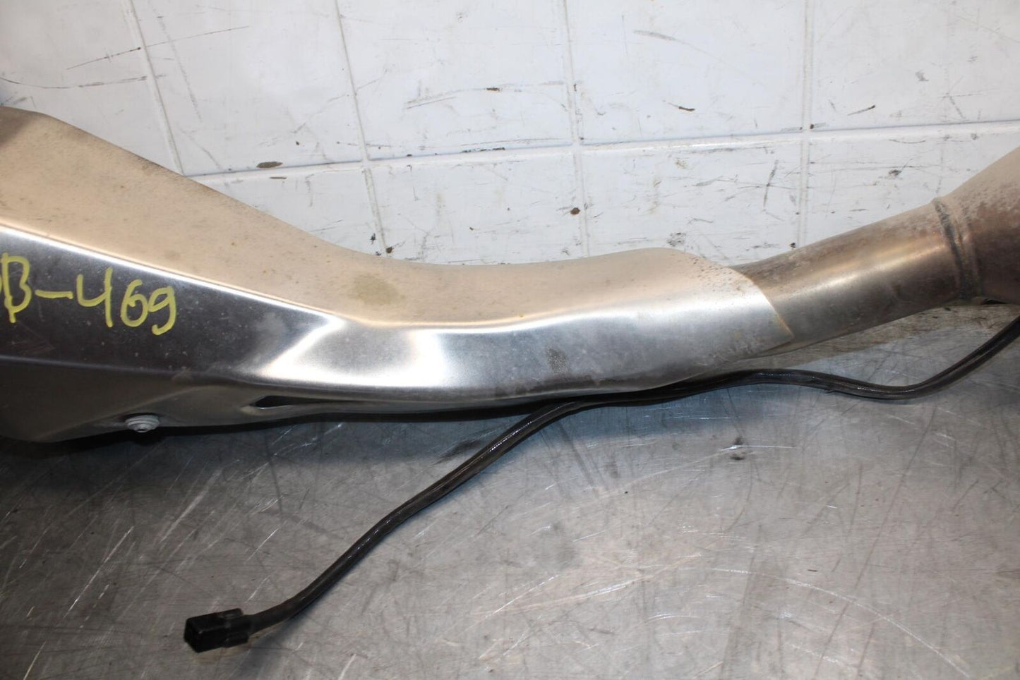 18 KAWASAKI Z 400 FULL EXHAUST SYSTEM HEADERS PIPE MUFFLER BB469