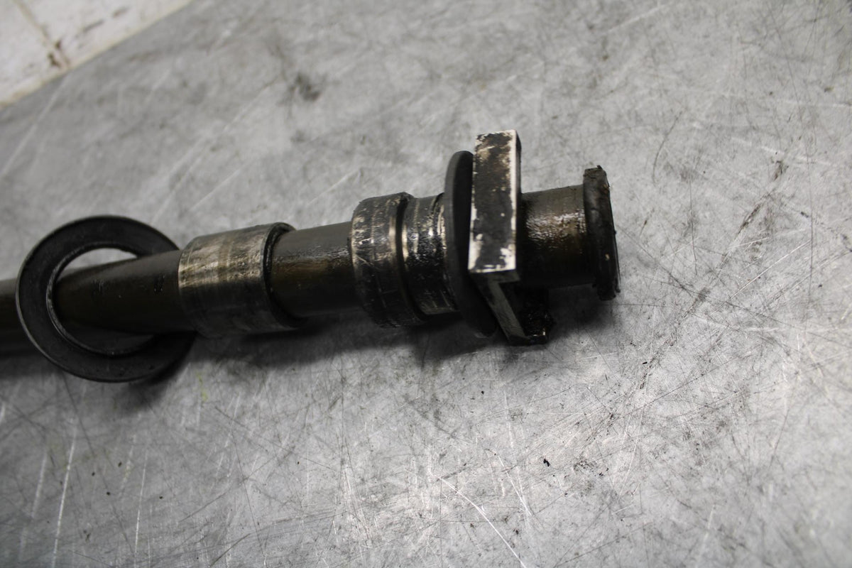 1999 Yamaha YZF R1 REAR AXLE BACK WHEEL RIM PIVOT BOLT AXEL 4XV-25381-00-00 BB50