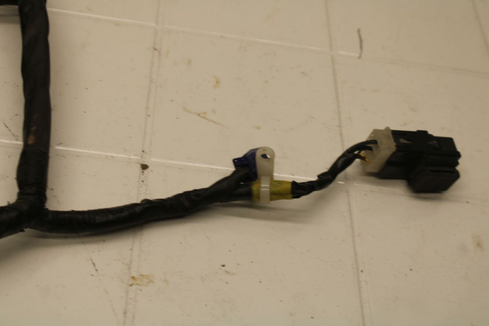 08-16 YAMAHA YZF R6 HEADLIGHT SPEEDO GAUGES WIRING HARNESS WIRE LOOM BB406