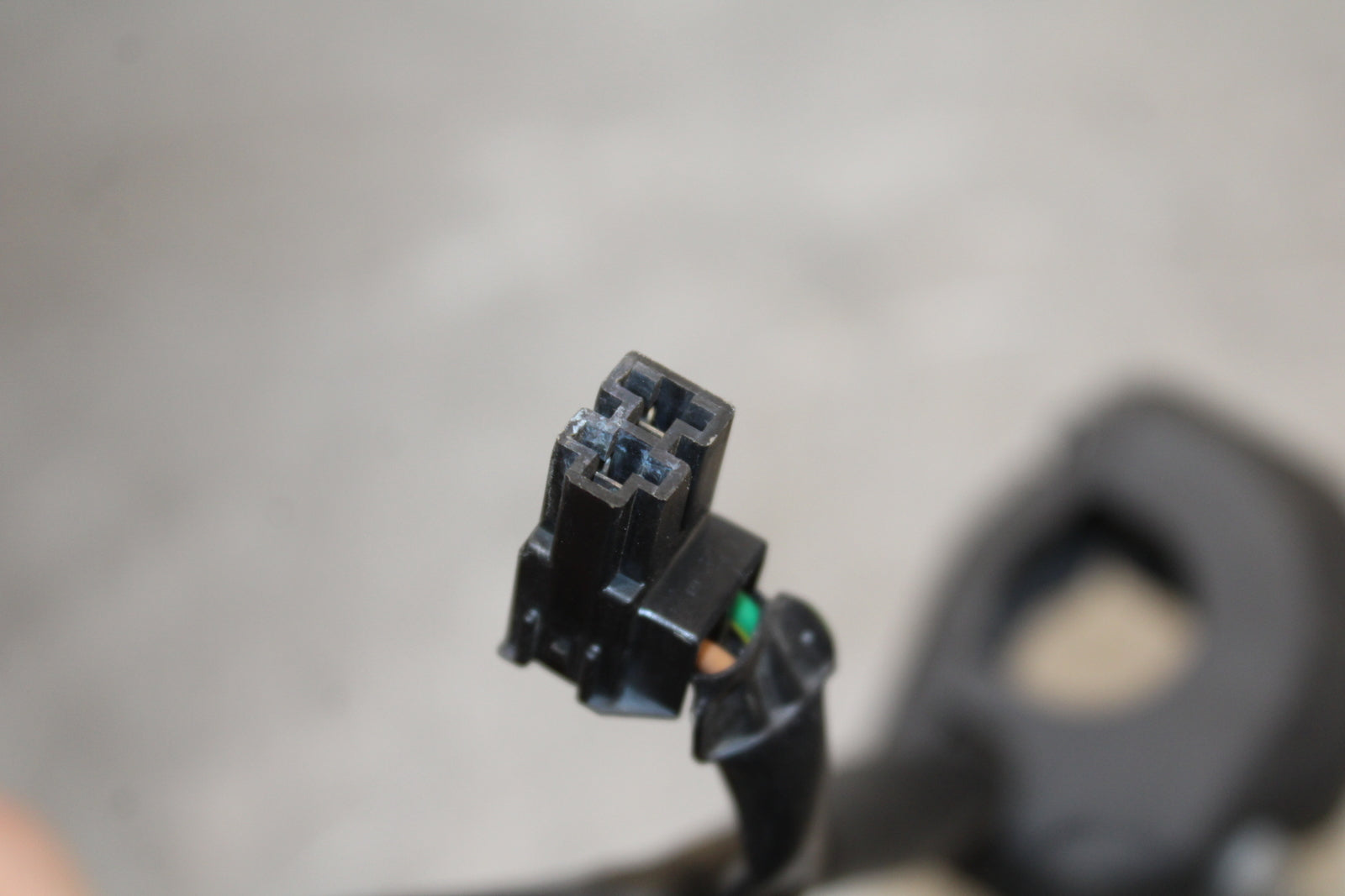 13-18 KAWASAKI NINJA ZX6R RIGHT CLIP ON HANDLE KILL OFF START SWITCH BB666