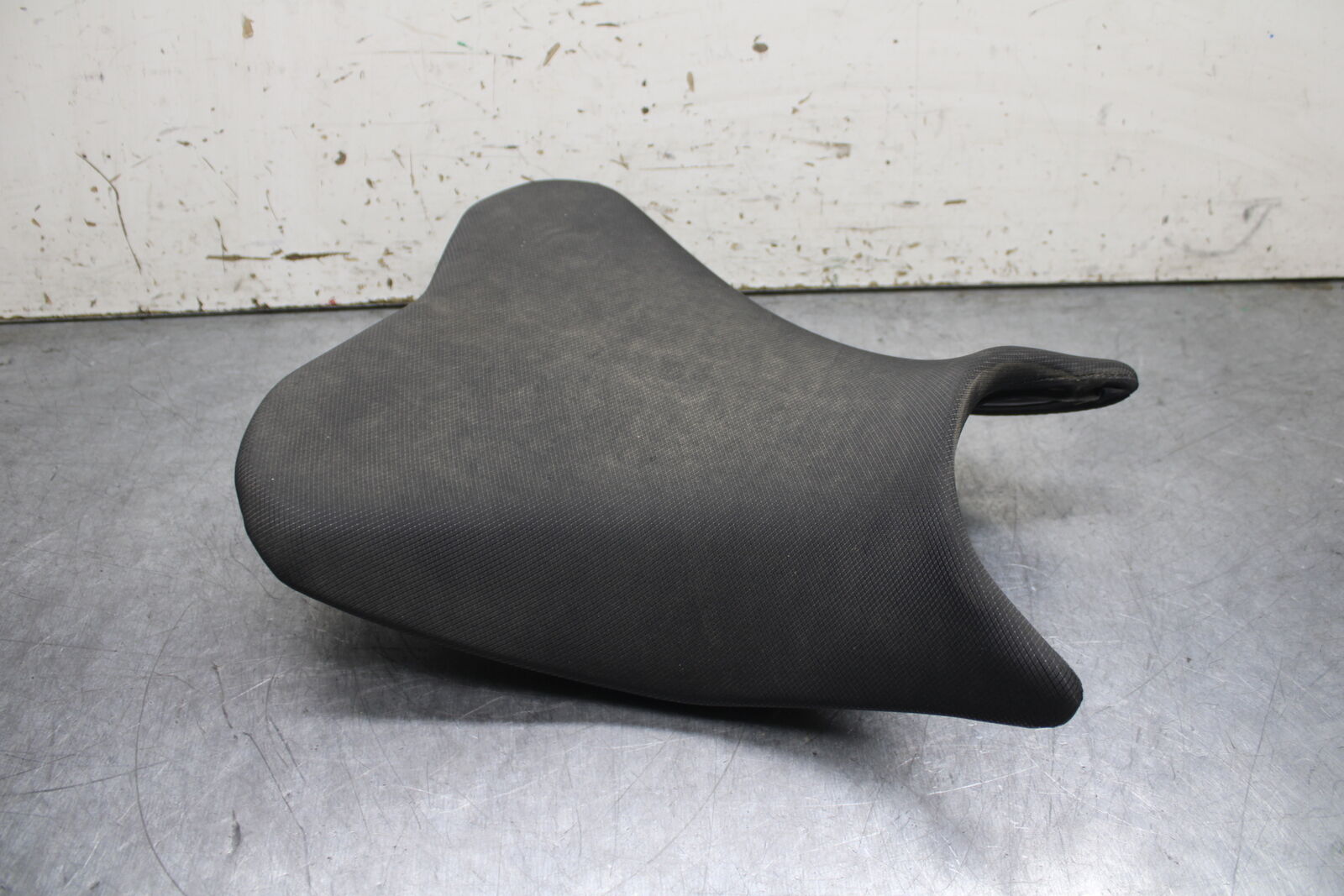 18-23 KAWASAKI NINJA 400 EX400 ABS FRONT DRIVERS SEAT PAD SADDLE PILLION BB747