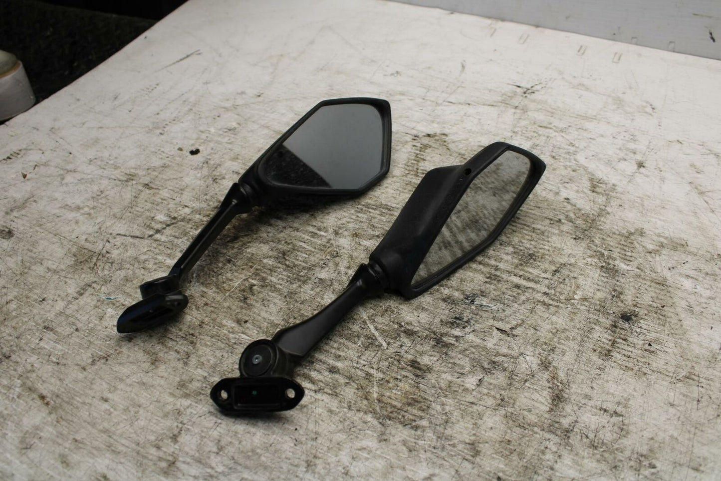 13-18 KAWASAKI NINJA ZX6R REAR VIEW MIRROR SET PAIR MIRRORS BB311