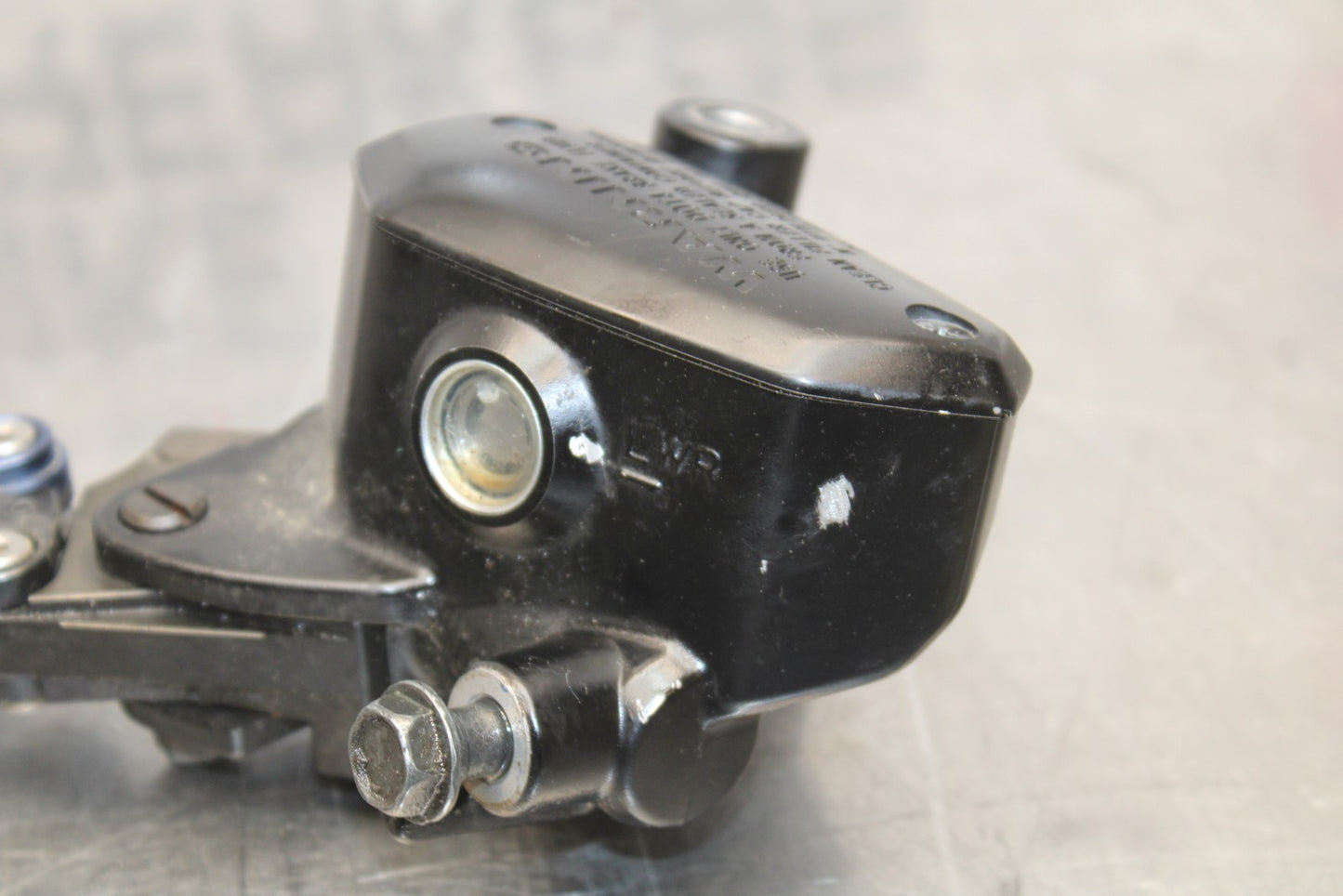 09-10 KAWASAKI ER-6N FRONT BRAKE MASTER CYLINDER w/ LEVER BB205