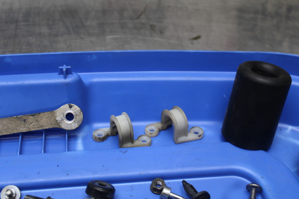 00-01 HONDA CBR929RR MOUNTING BOLTS HARDWARE SCREWS BB925