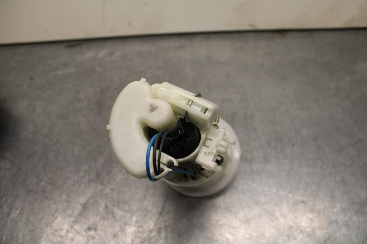 09-14 YAMAHA YZF R1 FUEL PUMP GAS PETROL SENDER UNIT 14B-13907-20-00 BB118