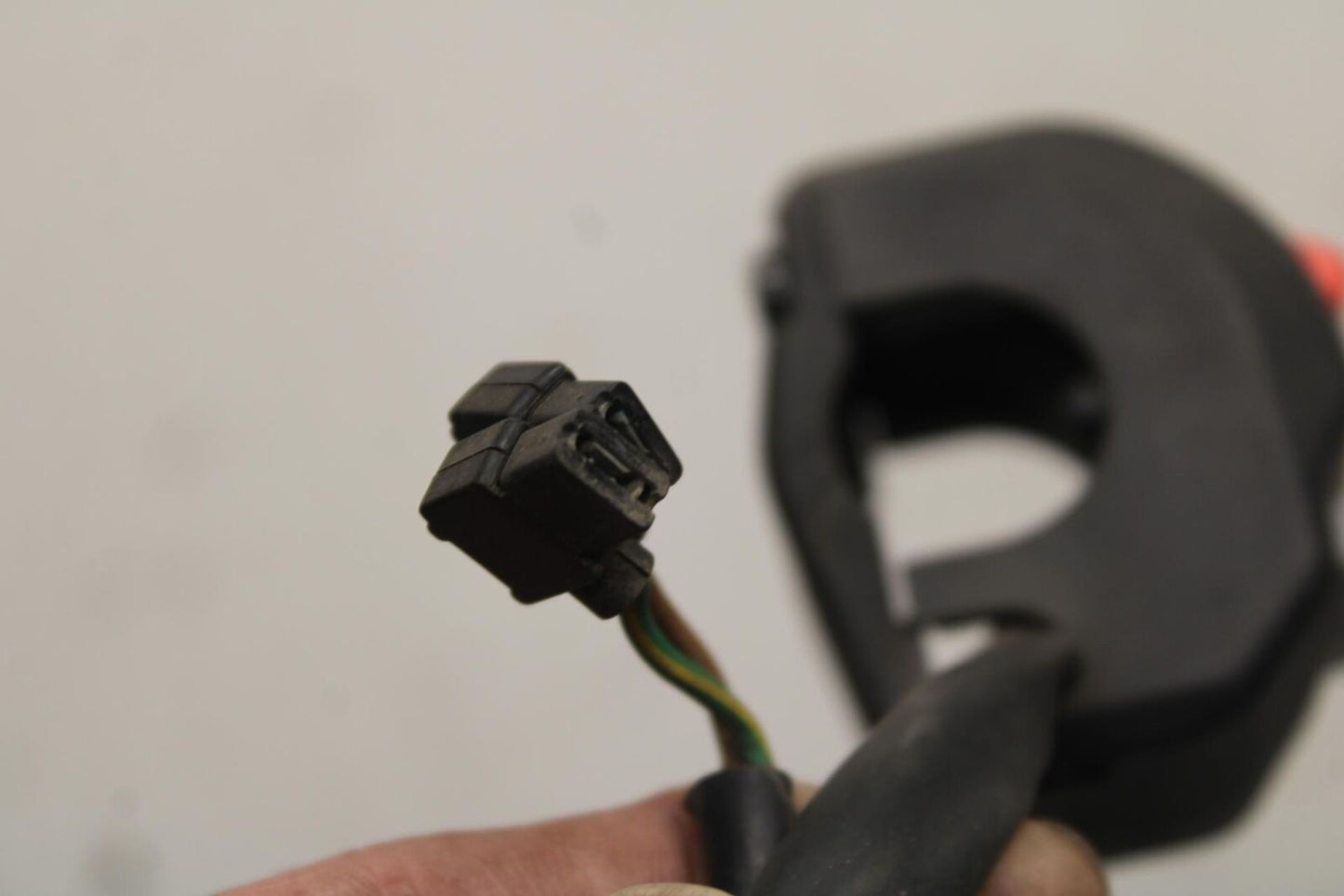 07-08 YAMAHA YZF R1 RIGHT CLIP ON HANDLE KILL OFF START SWITCH  BB575