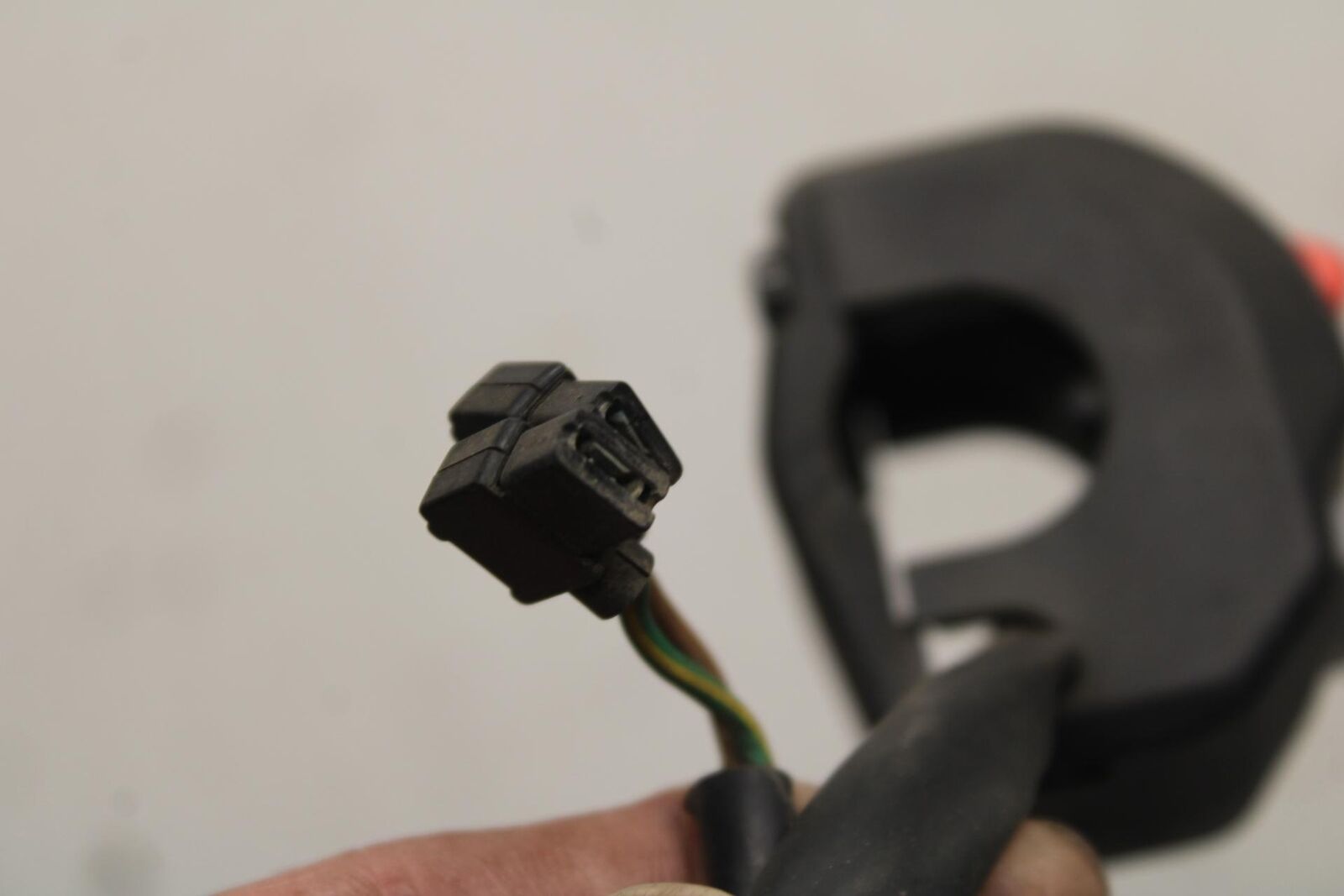 07-08 YAMAHA YZF R1 RIGHT CLIP ON HANDLE KILL OFF START SWITCH  BB575