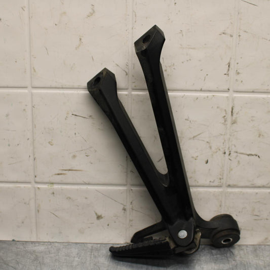 2015 Suzuki GSXR750 RIGHT REAR BACK PASSENGER PEG BB595