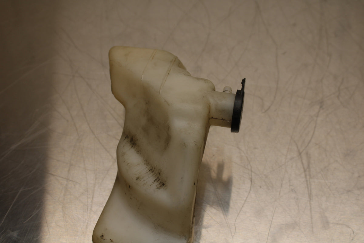 96 YAMAHA YZF750R COOLANT WATER TANK RESERVOIR BOTTLE BB137