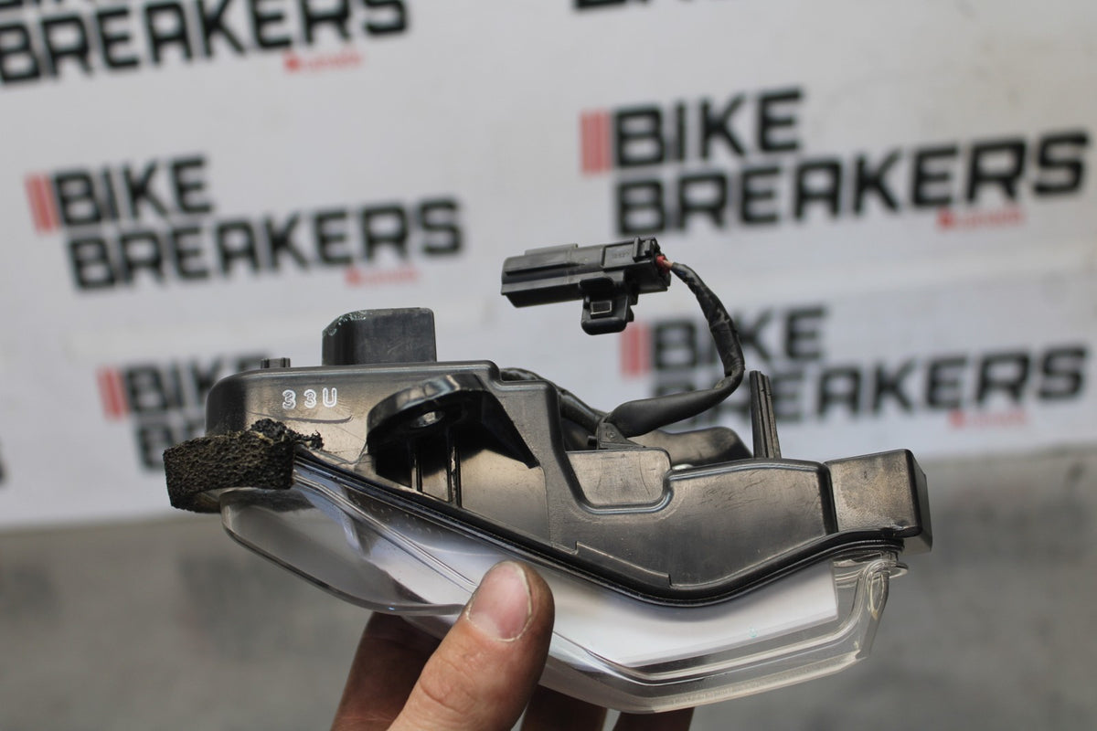 23-24 YAMAHA MT-07 FRONT RIGHT HEADLIGHT HEAD LIGHT LAMP BB927